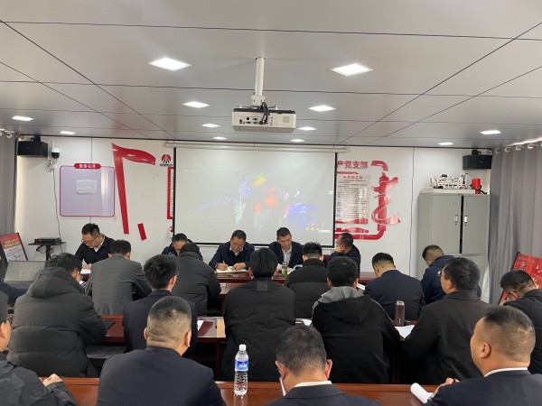 ‌以案为鉴 筑牢安全防线—钻探分公司深入项目部开展安全事故案例警示教育1.jpg