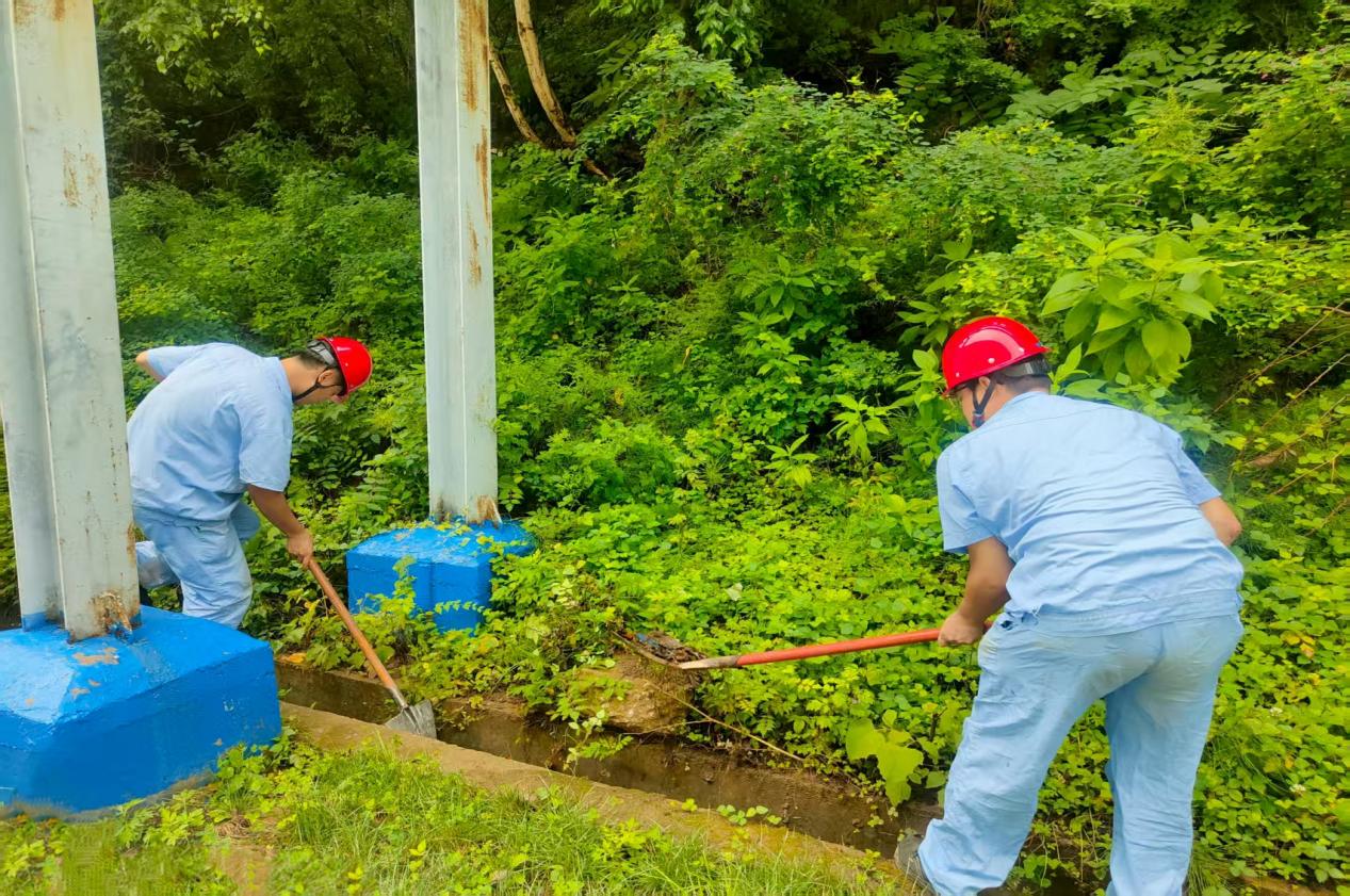 101760060976102148.jpg 101760060976102148.jpg